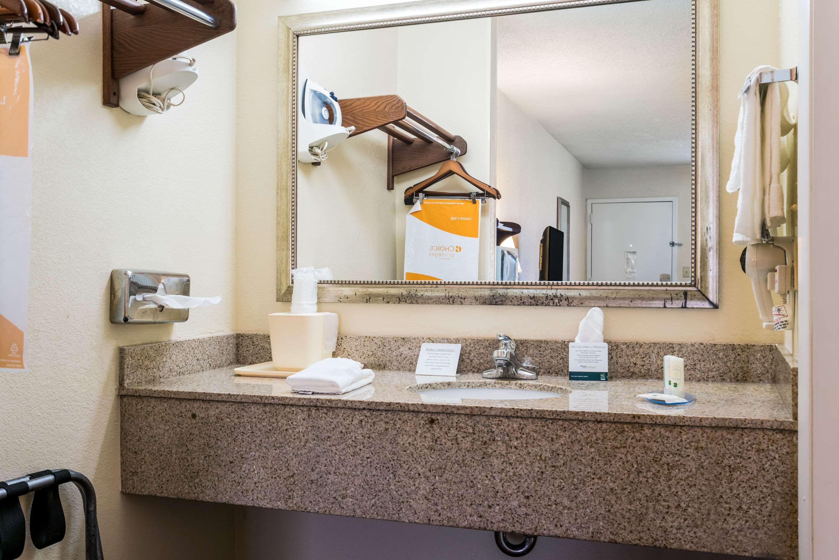 Quality Inn North Battleboro Ngoại thất bức ảnh
