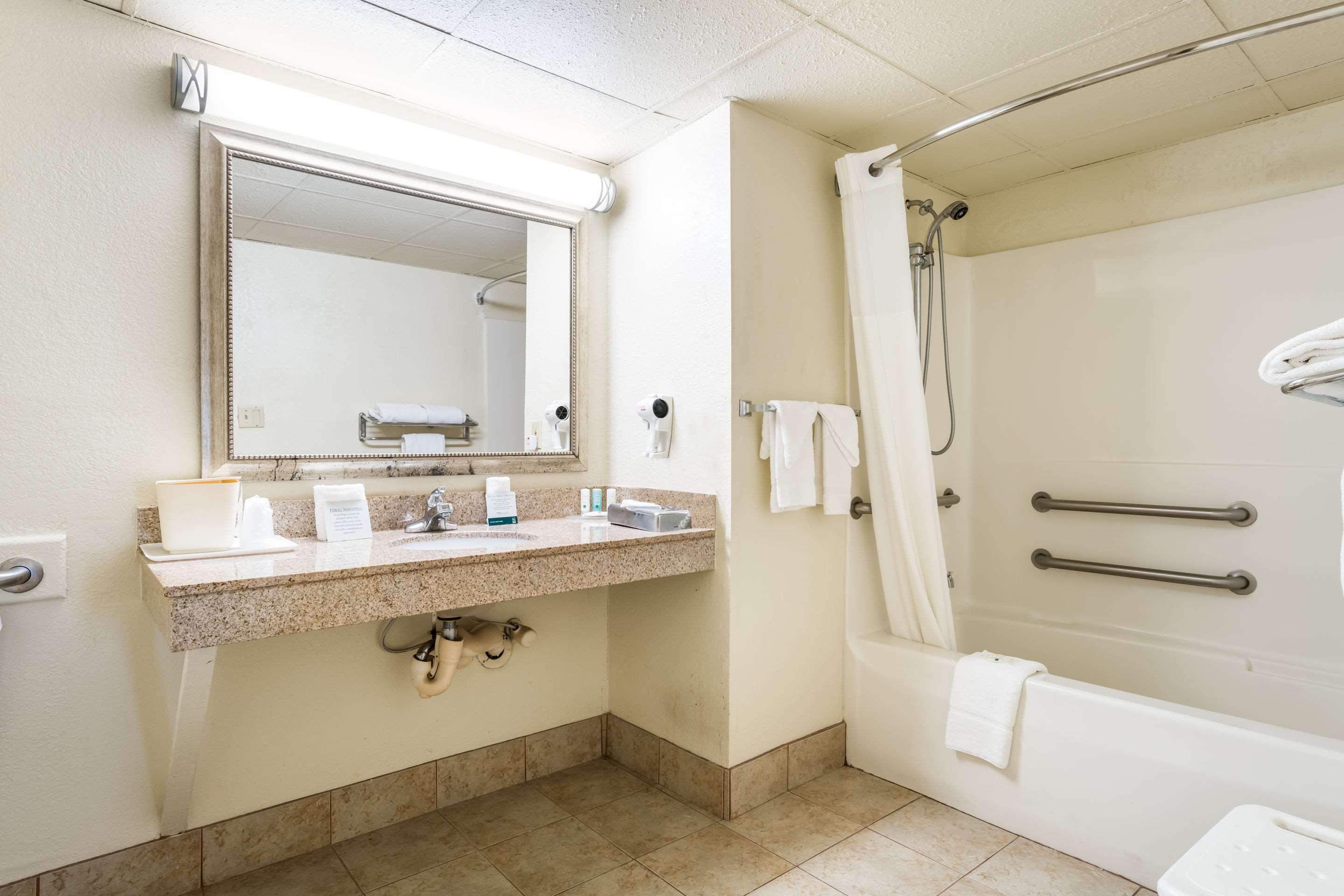 Quality Inn North Battleboro Ngoại thất bức ảnh